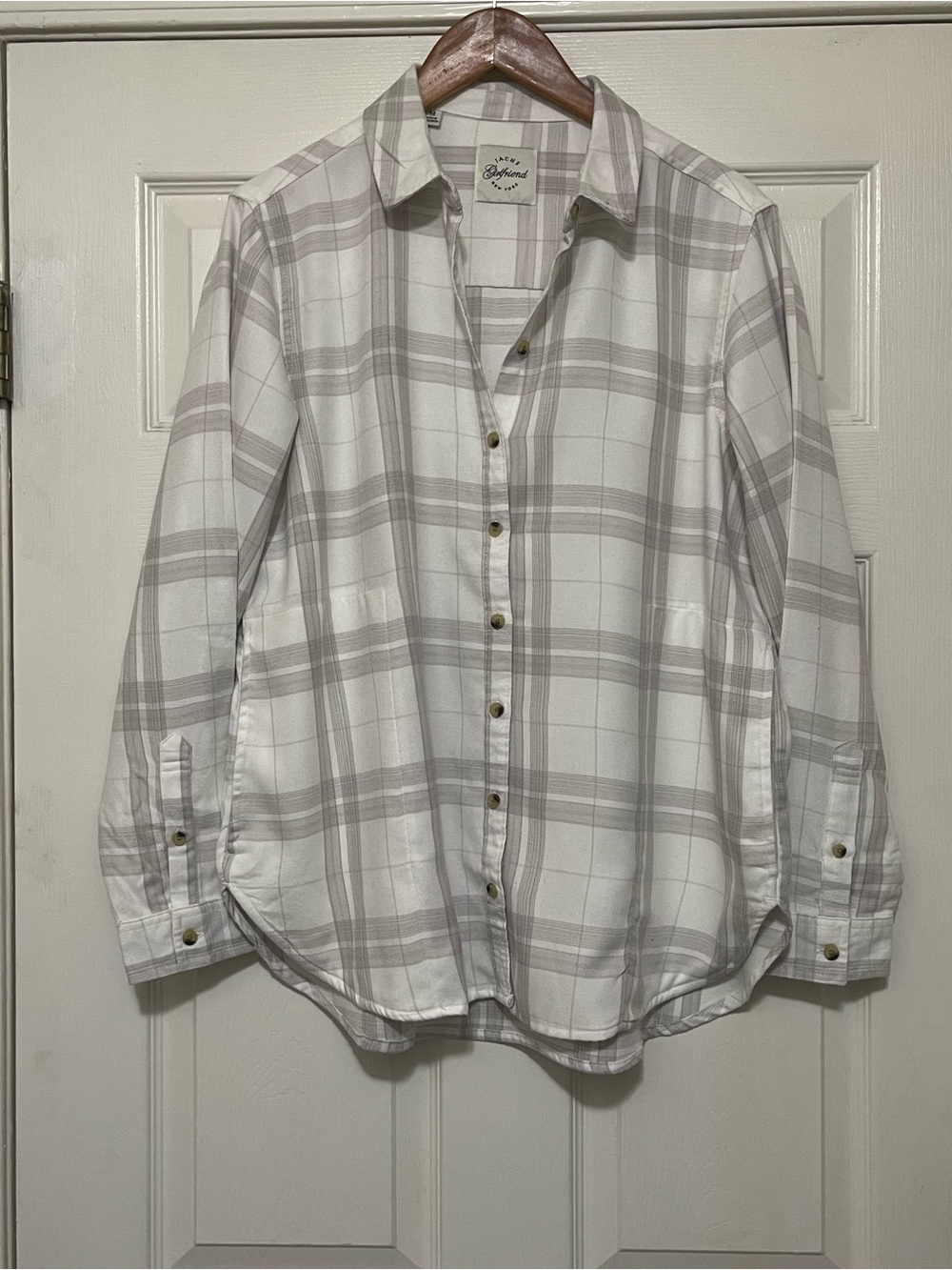 Women’s—Jach’s Boyfriend New York women’s  Light Plaid Button Down Shirt/flannel